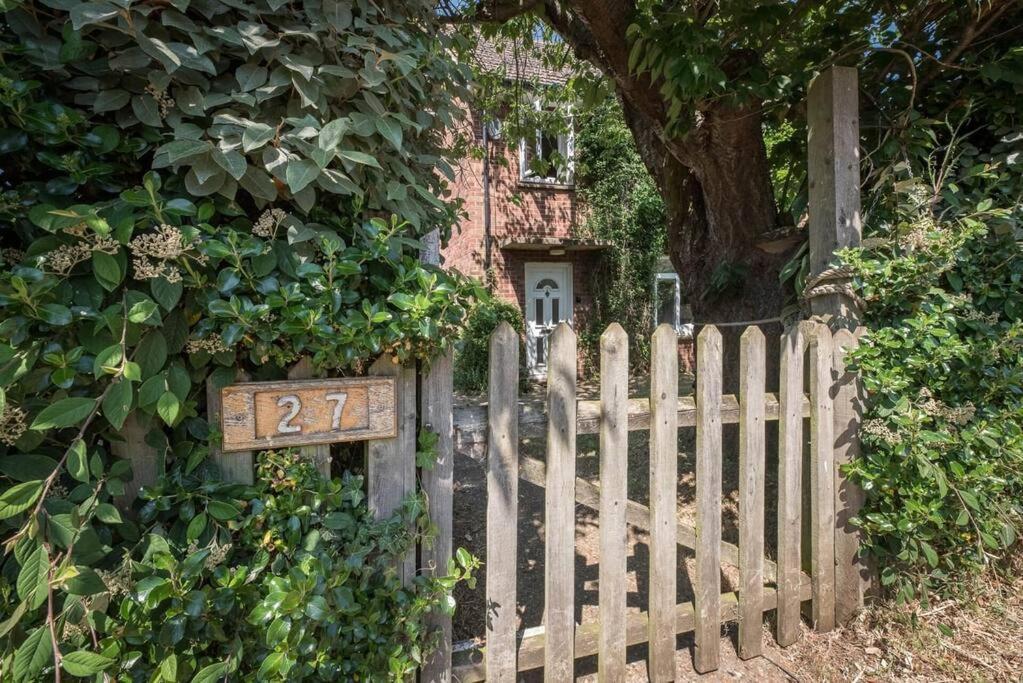 Number 27, Alderton Villa Woodbridge Buitenkant foto