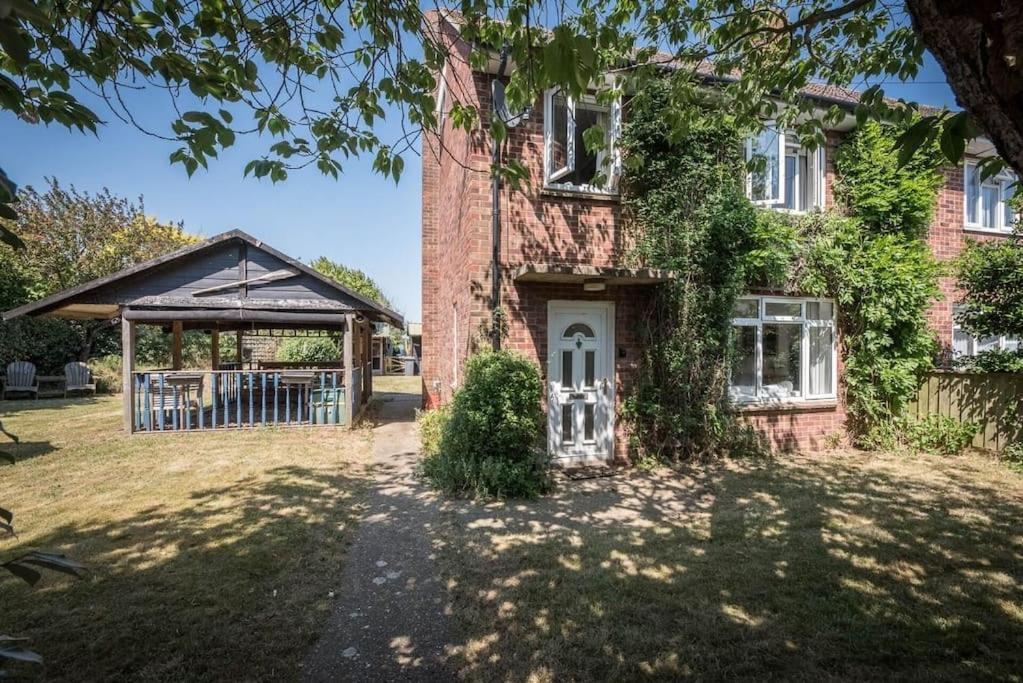 Number 27, Alderton Villa Woodbridge Buitenkant foto